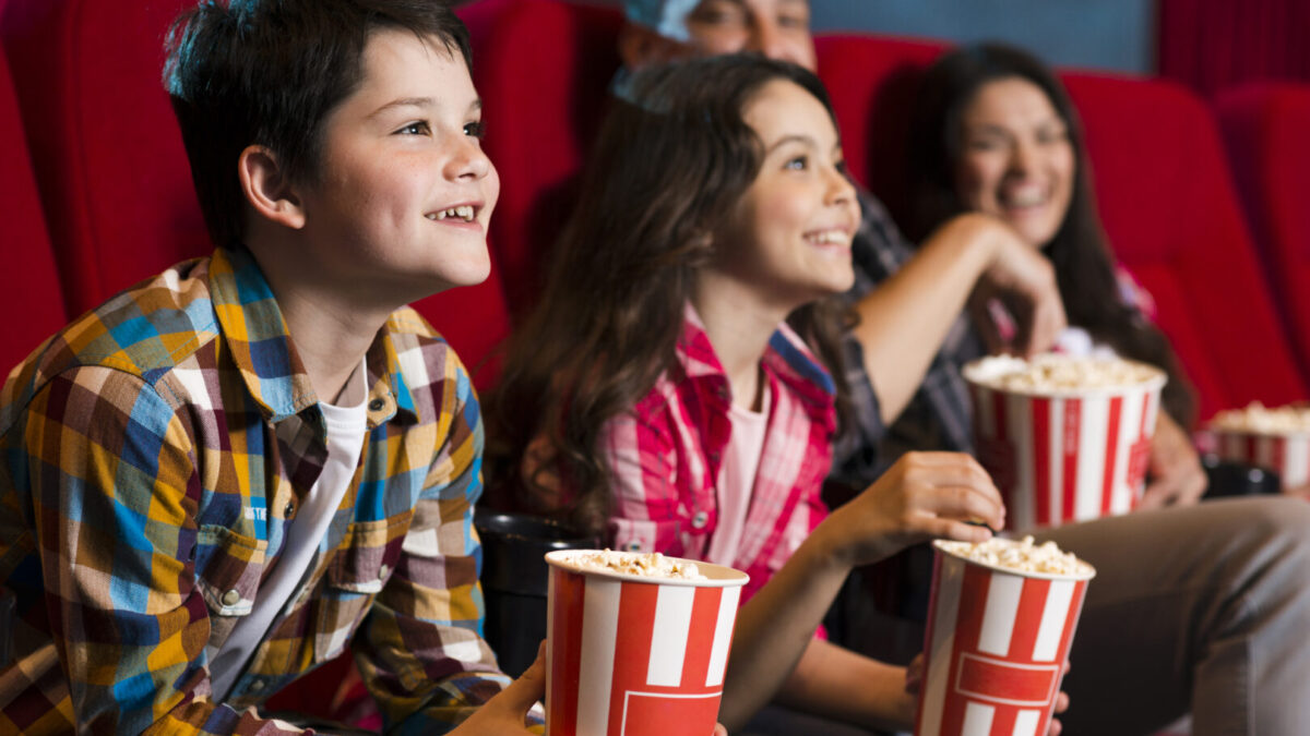 Guia de Férias de Julho: Entretenimento Infantil com Cinema, Diversão e o Encanto do Festival de Dança